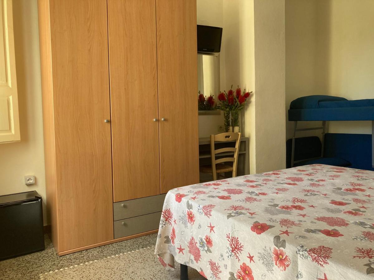 Hotel Verdesolemare Марина-ди-Пьетрасанта Экстерьер фото