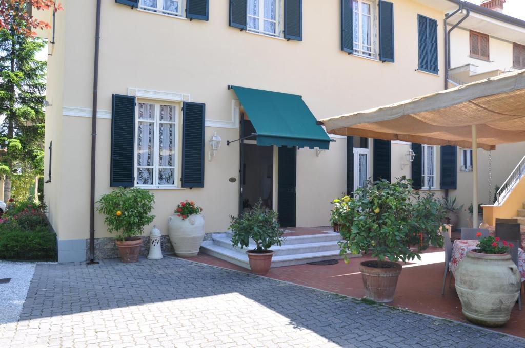 Hotel Verdesolemare Марина-ди-Пьетрасанта Экстерьер фото